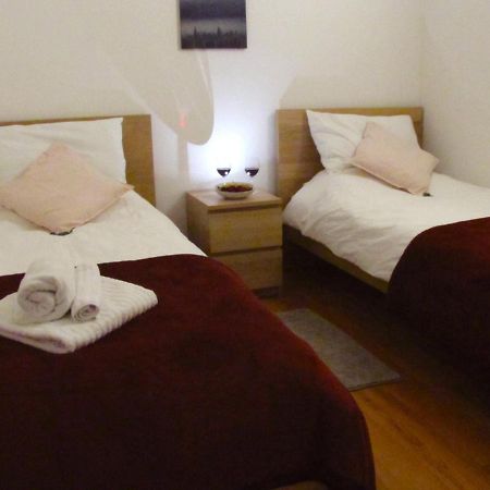 Vicenza City Apartments 3 ภายนอก รูปภาพ